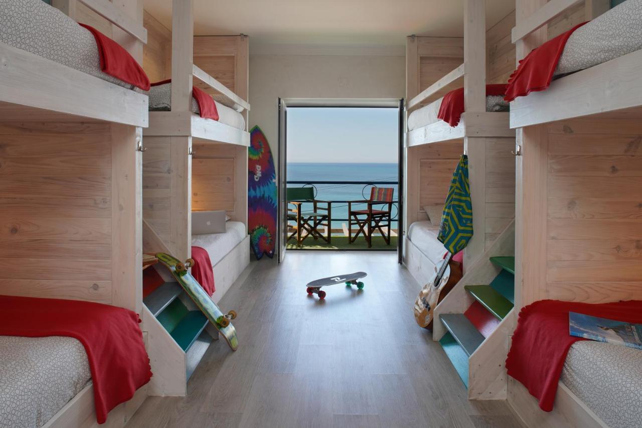 Albergue Chill In Ericeira Surf House Exterior foto