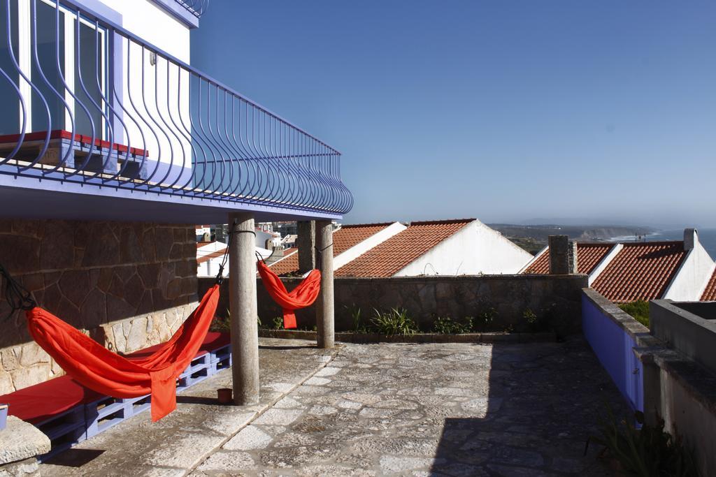 Albergue Chill In Ericeira Surf House Exterior foto