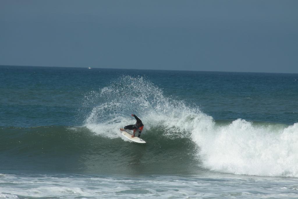 Albergue Chill In Ericeira Surf House Exterior foto