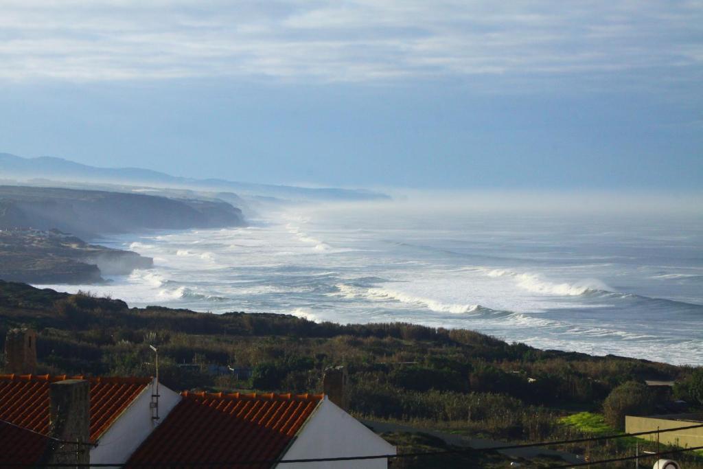 Albergue Chill In Ericeira Surf House Exterior foto